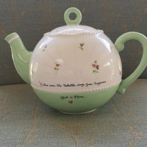 Susan Branch teapot